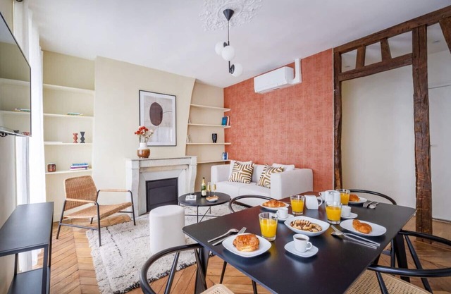 3.two Bedrooms#champs Elysées#arc de Triomphe#ac