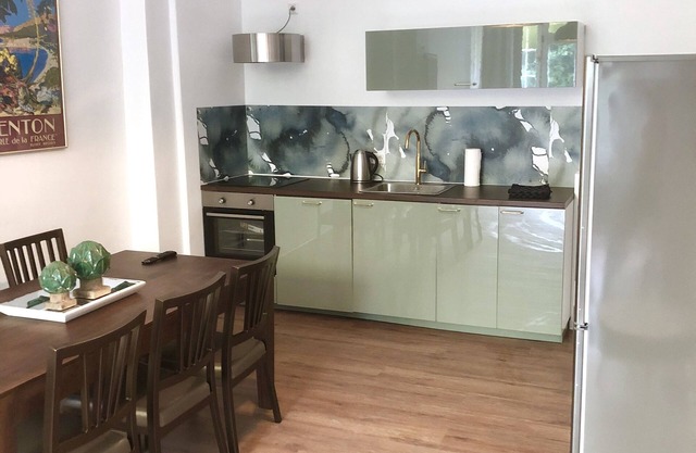 3 Zi Ferienwohnung mit Balkon Osnabrück City Heger Tor Apartments