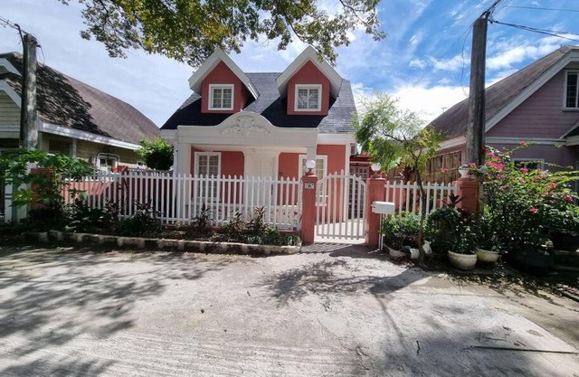 #30 Bel Air House by Red Door House Rental