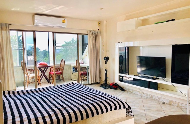 303 40sqm jomtien hill resort