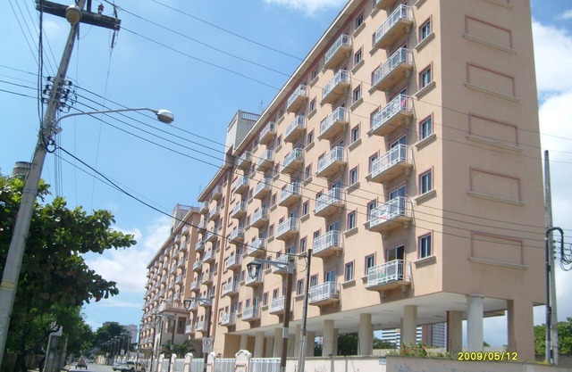 303T1 - Apartment with sea view