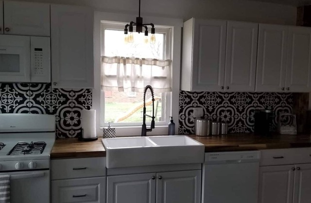 3191 Centrally Located Cozy Piece of History.