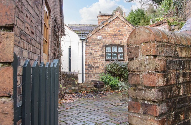 32 Church Hill
