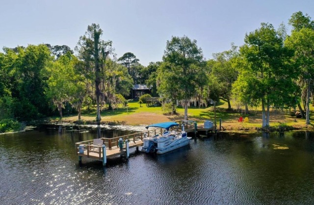 ♥️🏖325’ LAKE ROUSSEAU WATERFRONT, 75’ PIER W/SLIP 🐠 55+ NATURE LOVERS DELIGHT⛱