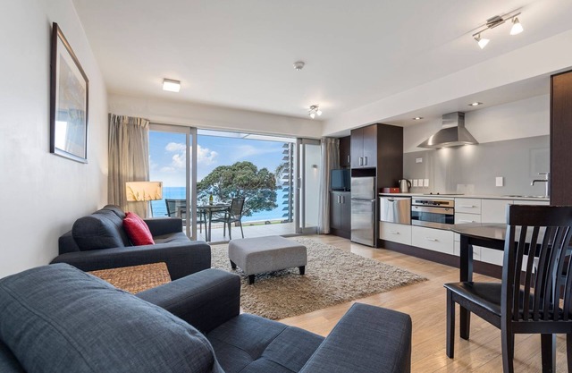 329 The Beachcomber's Lookout - Paihia Apartment