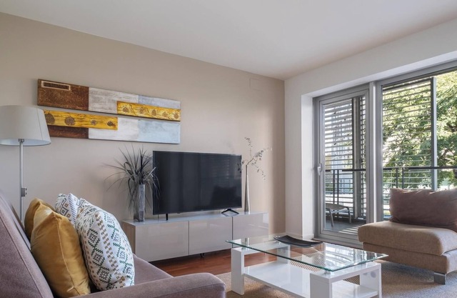 336 Beach Apartment w/Pool & Terrace