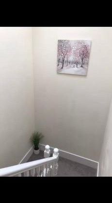 34 - Room 5 - Uplands