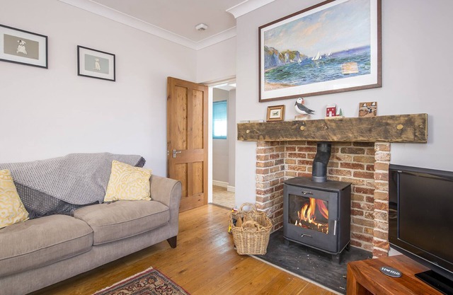 35 Angle, Holiday Cottage Angle, Sleeps 5, 3 bedrooms, bathrooms