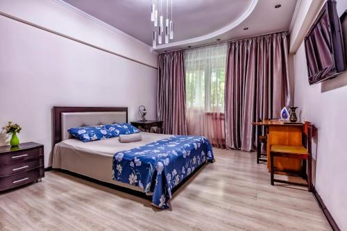 35 Traveler's Choice in the City Center