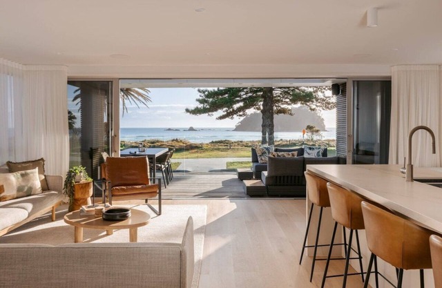 36 Marine - Unparalleled beachfront luxury