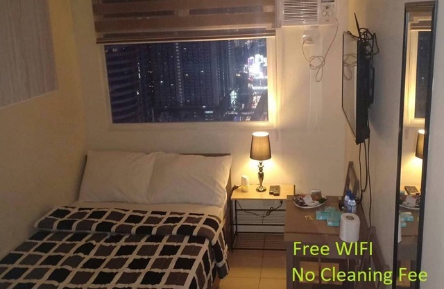 37 High Floor Clean Cozy Simple unit@Urban Deca Tower EDSA