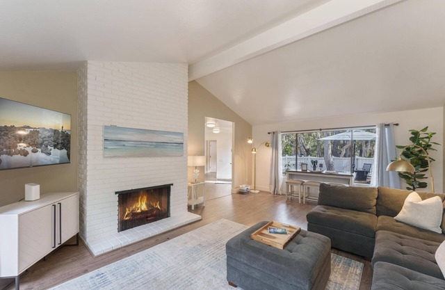 3880 Casa Azul - Near Hiking Trails, Golf & Town