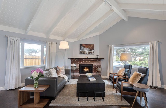 3890 Cypress Rest - Close to Golf, Walk to Beach