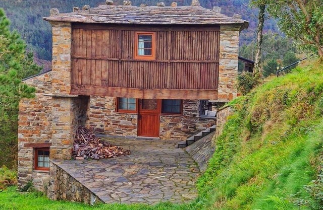 39A01 La Casita Olga House in the middle of nature