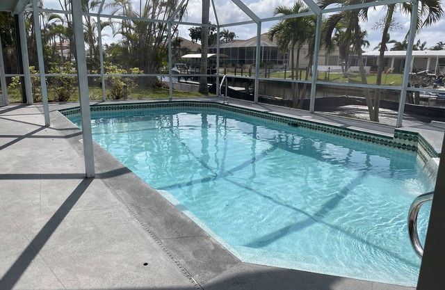 3BD/3BA w/Dock & Heated Pool; Boaters Welcome; Gulf Access – BUDGET FRIENDLY!