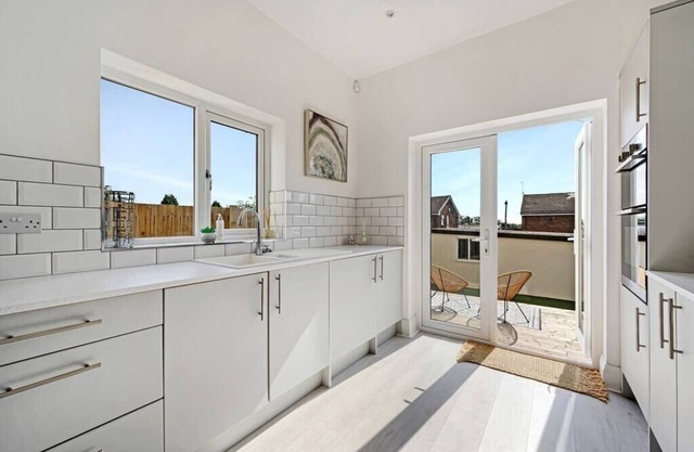 3BD Retreat Boothstown Manchester