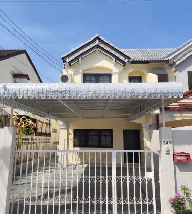 3Bed 2Bath, Pet friendly, 5min drive to BTS Udomsuk