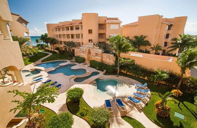 3br/2bath - sleeps 6- Peaceful area for you to relax and enjoy your vacation!