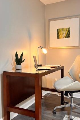 3BR Executive Stay 15 Min to ATL Airport Fast Wi-Fi Free Parking