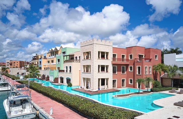 3BR Getaway Pool & Sunset Views in Cap Cana + complementary Airport Transfer