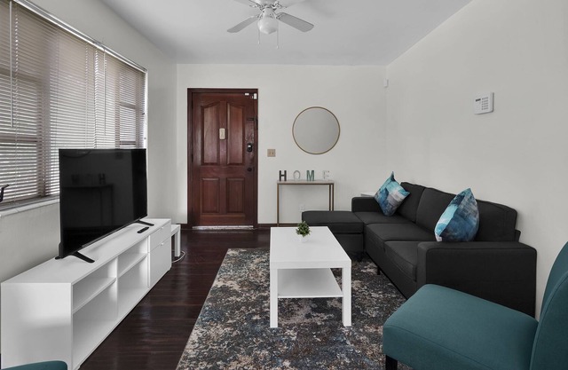3BR House 5 Min From Hospital (5515)