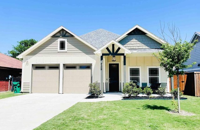 3BR New build ~ Family Friendly