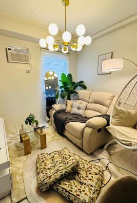 3BR - Stylish Condo Serenity