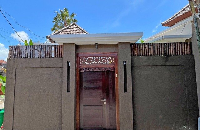 3Br Tropical Villa in Seminyak
