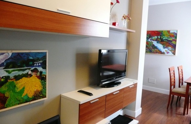 3C * NEW AND IN FULL CENTER, PLAZA MAYOR. AIR CONDITION WIFI. OPTIONAL GARAGE