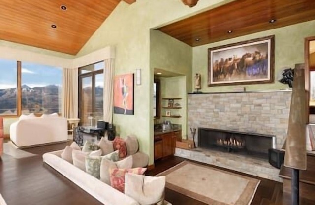 4/5 Aspen Family Home, Pool Table, Great Views!