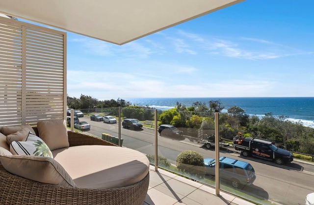 4/5 Tingira Cres Sunrise Beach