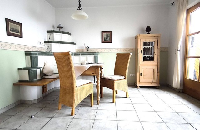 4-bed apartment Nürburg - Ferienwohnungen Haus Marianne