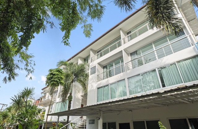 4 bed/bathroom villa for 10 persons, private pool, 15 min to Patong
