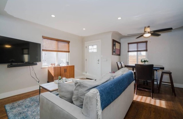 4-Bed Gem near Sloan's Lake