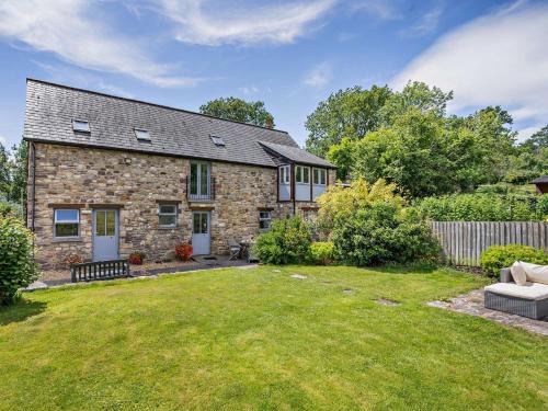 4 Bed in Abergavenny 90003