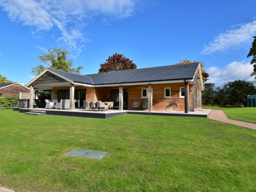 4 Bed in Oswestry 74110
