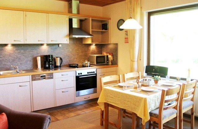 4-bed vacation apartment (type 2-B) with terrace - Ferienwohnungen Bertram,