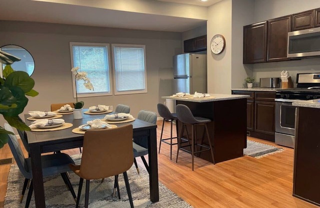 4 Bedroom/2 Bathroom South Side I Pittsburgh