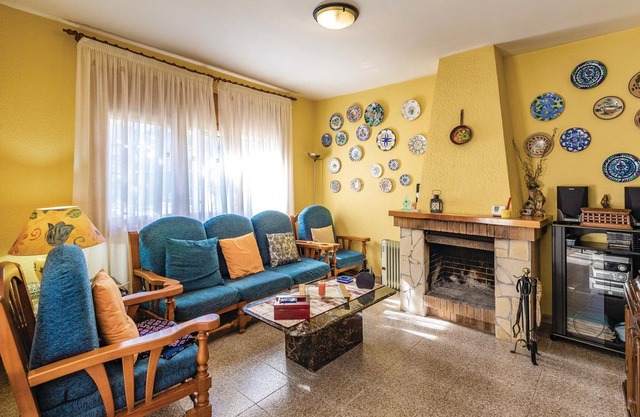 4 bedroom accommodation in Maçanet de la Selva