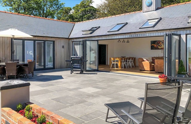 4 bedroom accommodation in Wiston, near Haverfordwest