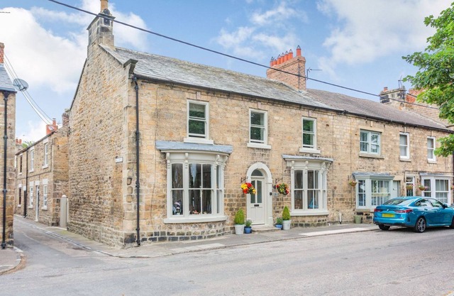 4 bedroom accommodation in Staindrop, Barnard Castle