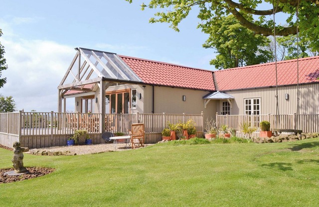 4 bedroom accommodation in Killerby, near Scarborough