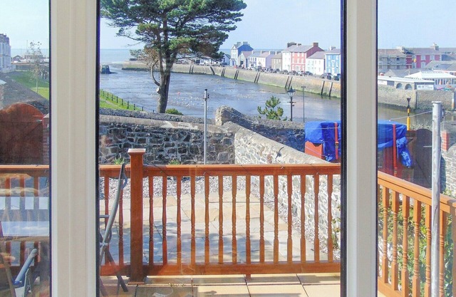 4 bedroom accommodation in Aberaeron, Cardigan Heritage Coast
