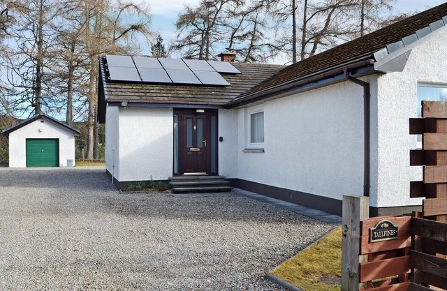 4 bedroom accommodation in Carrbridge