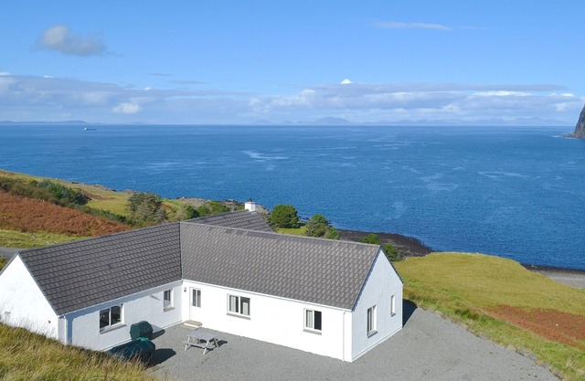 4 bedroom accommodation in Milovaig, Glendale