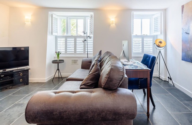4 bedroom accommodation in Goodwick