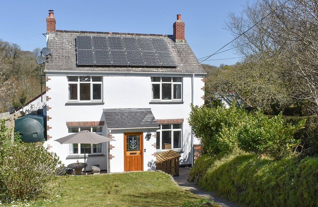 4 bedroom accommodation in Hartland