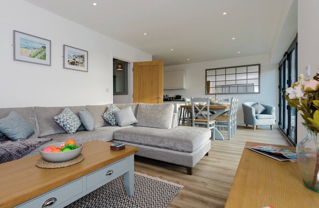 4 bedroom accommodation in Ventnor