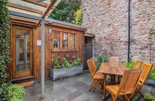 4 bedroom accommodation in Wells