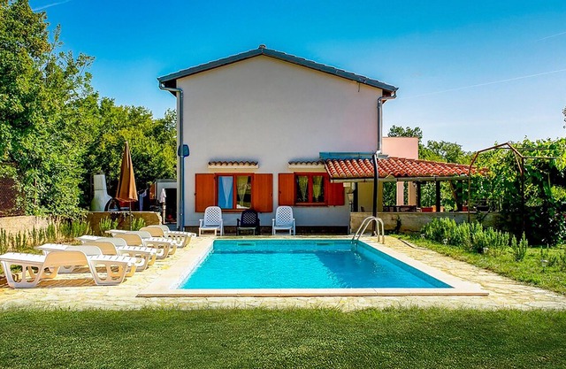 4 bedroom accommodation in Krk